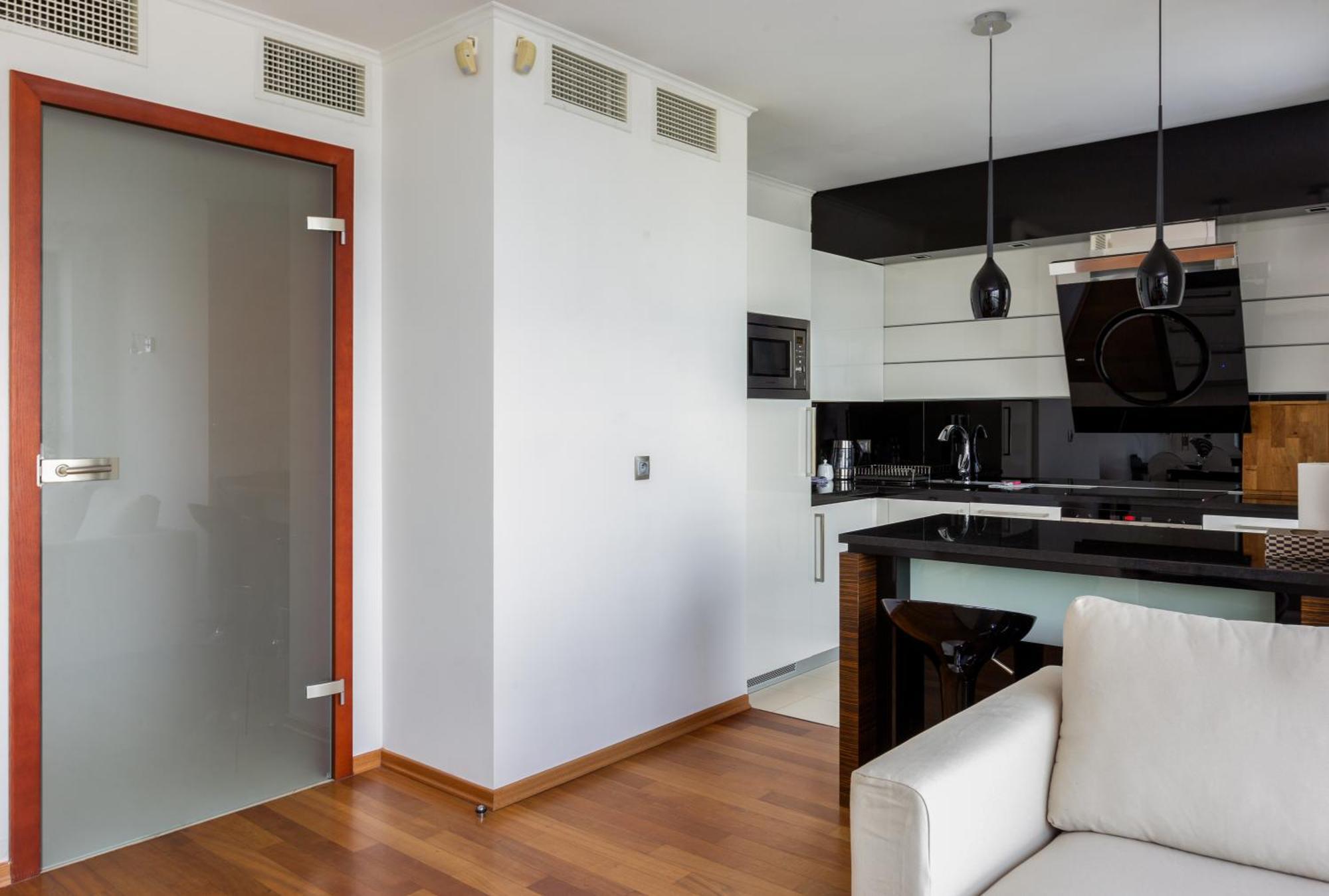 Sea Towers Luxury Apartment *